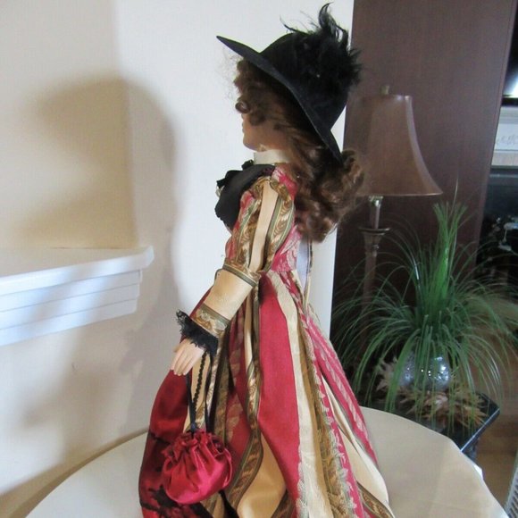 Doll Collection by Victoria Rose - Picture 7 of 11